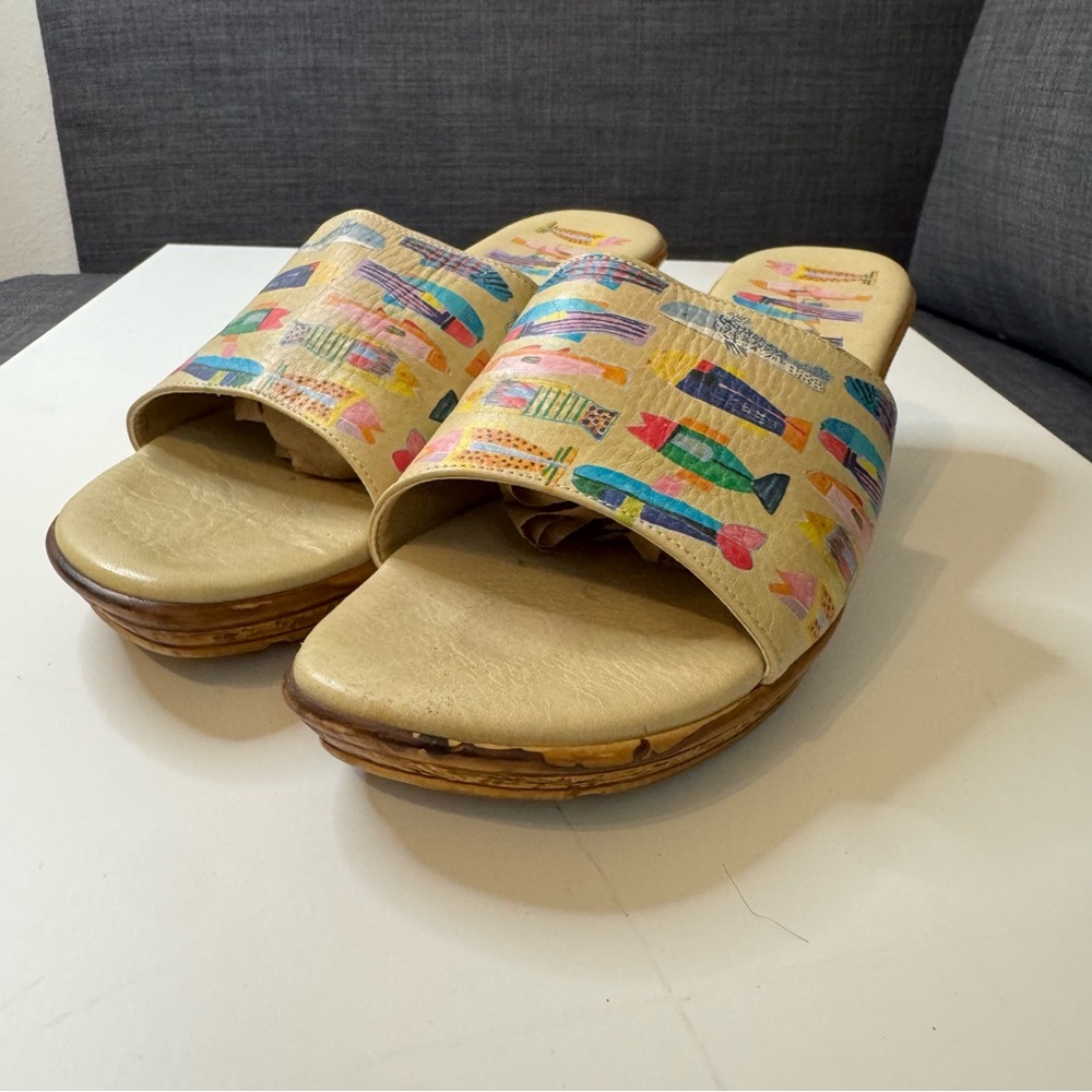 Icon Vacation Art Cream Cork Wedge Fish graphics Italian Vintage size 7 NWOB